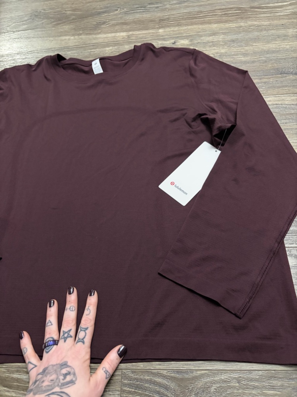 NWT Lululemon Swiftly Relaxed Long-Sleeve Shirt 2.0 *Updated (Black Plum) 14 - Picture 3 of 8